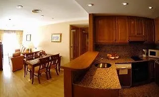 Aparthotel Hispanos 7 Suiza برشلونة 3*,