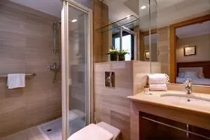 *** فندق Aparthotel Hispanos 7 Suiza برشلونة إسبانيا